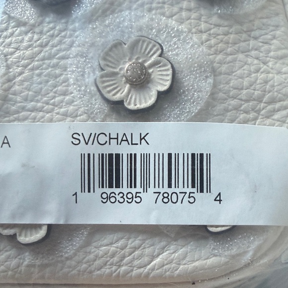 Coach White Mini Bag with Floral Details - Picture 7 of 7